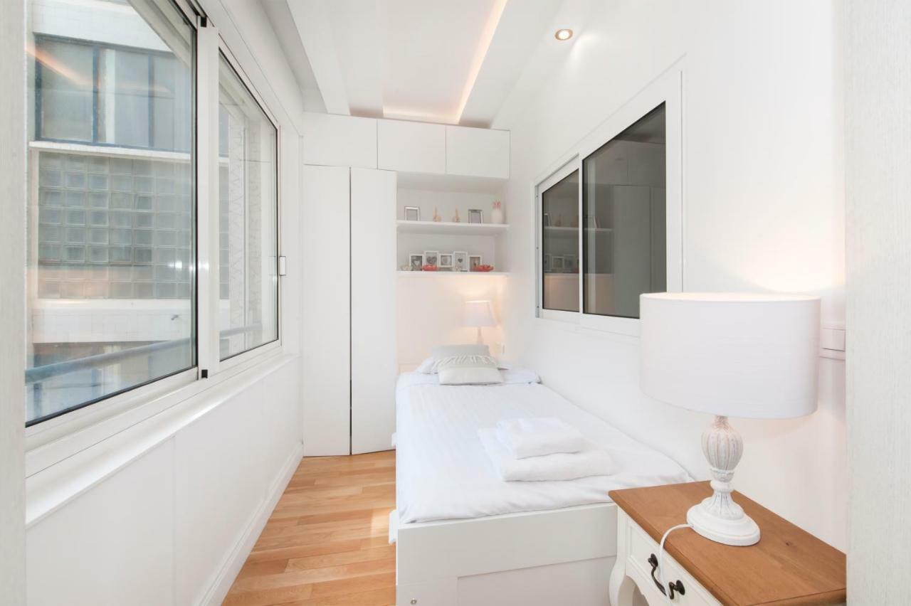 Luxury Montaigne Apartment باريس المظهر الخارجي الصورة